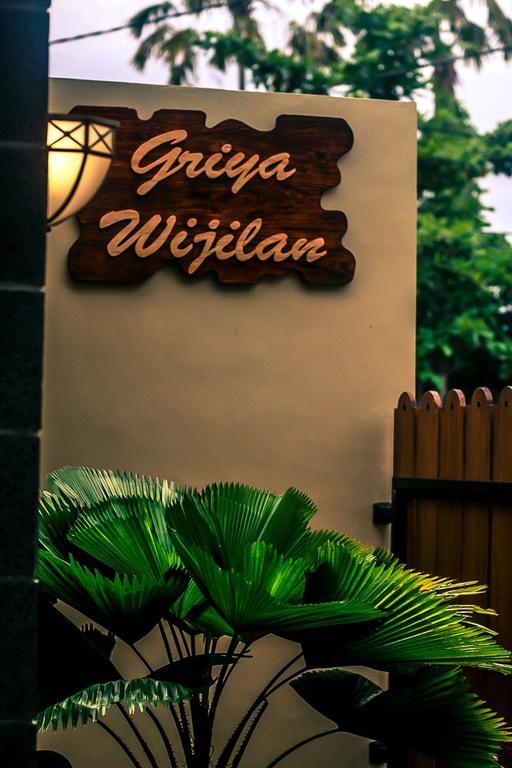 Griya Wijilan Syariah Hotel Yogyakarta Exterior photo